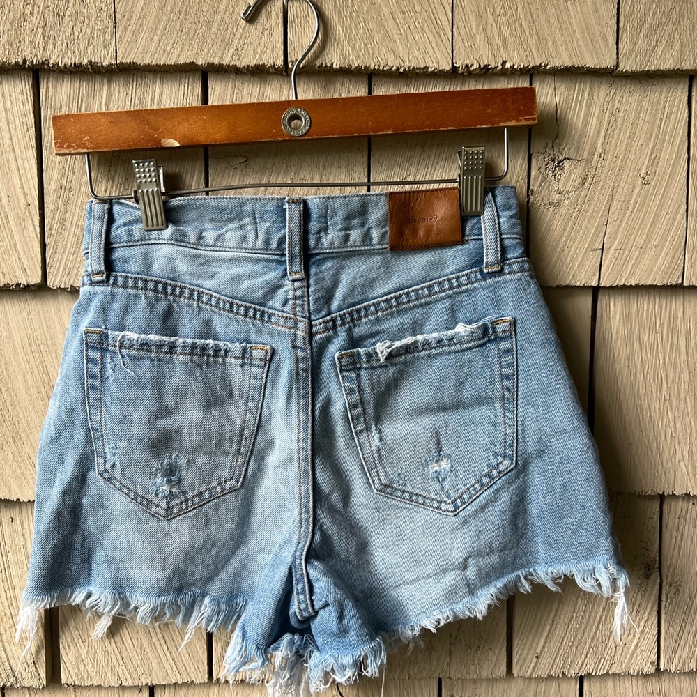 Level 99 Blue Jean Shorts High-Waisted Frayed Hem
